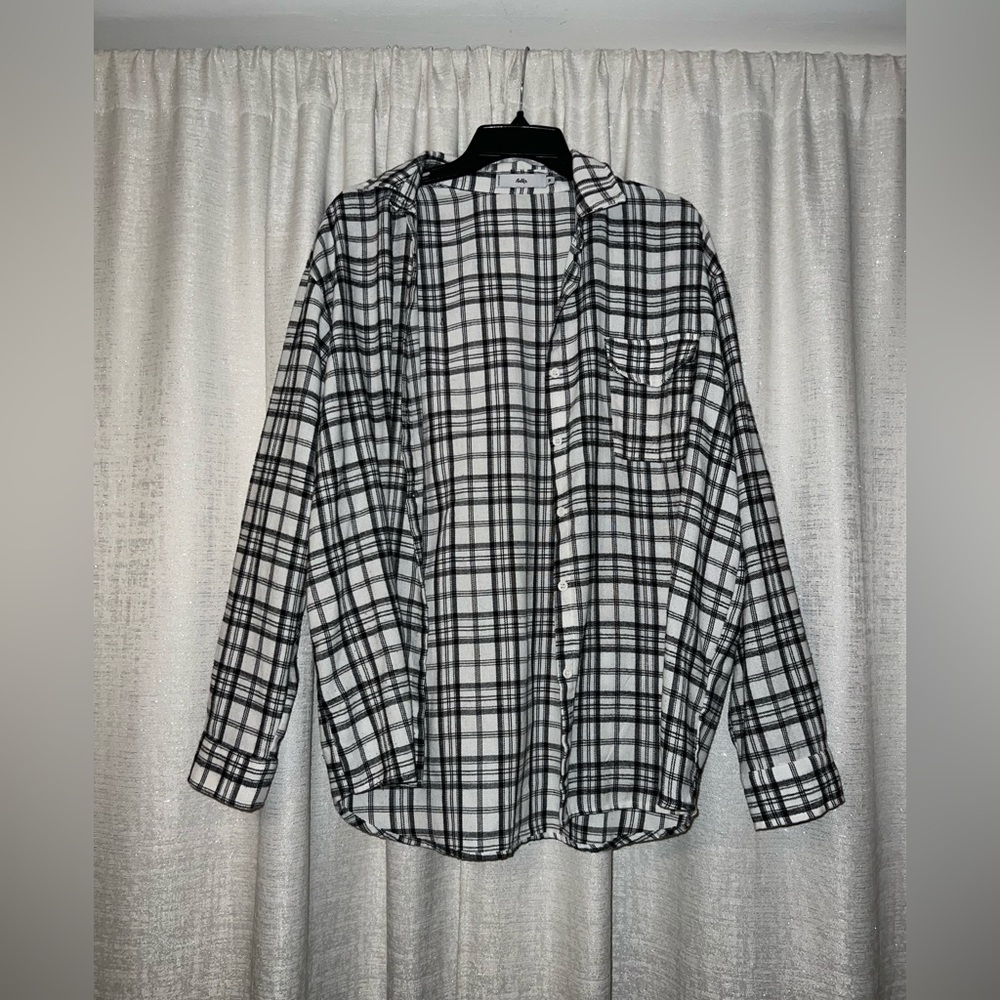 Adika Black and White Flannel